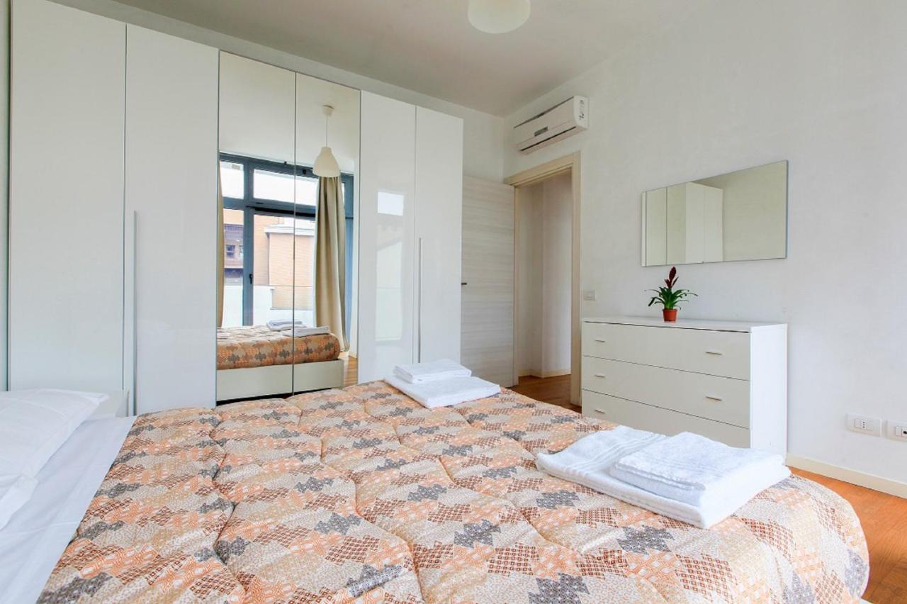 Red Line Apartments Milano Экстерьер фото