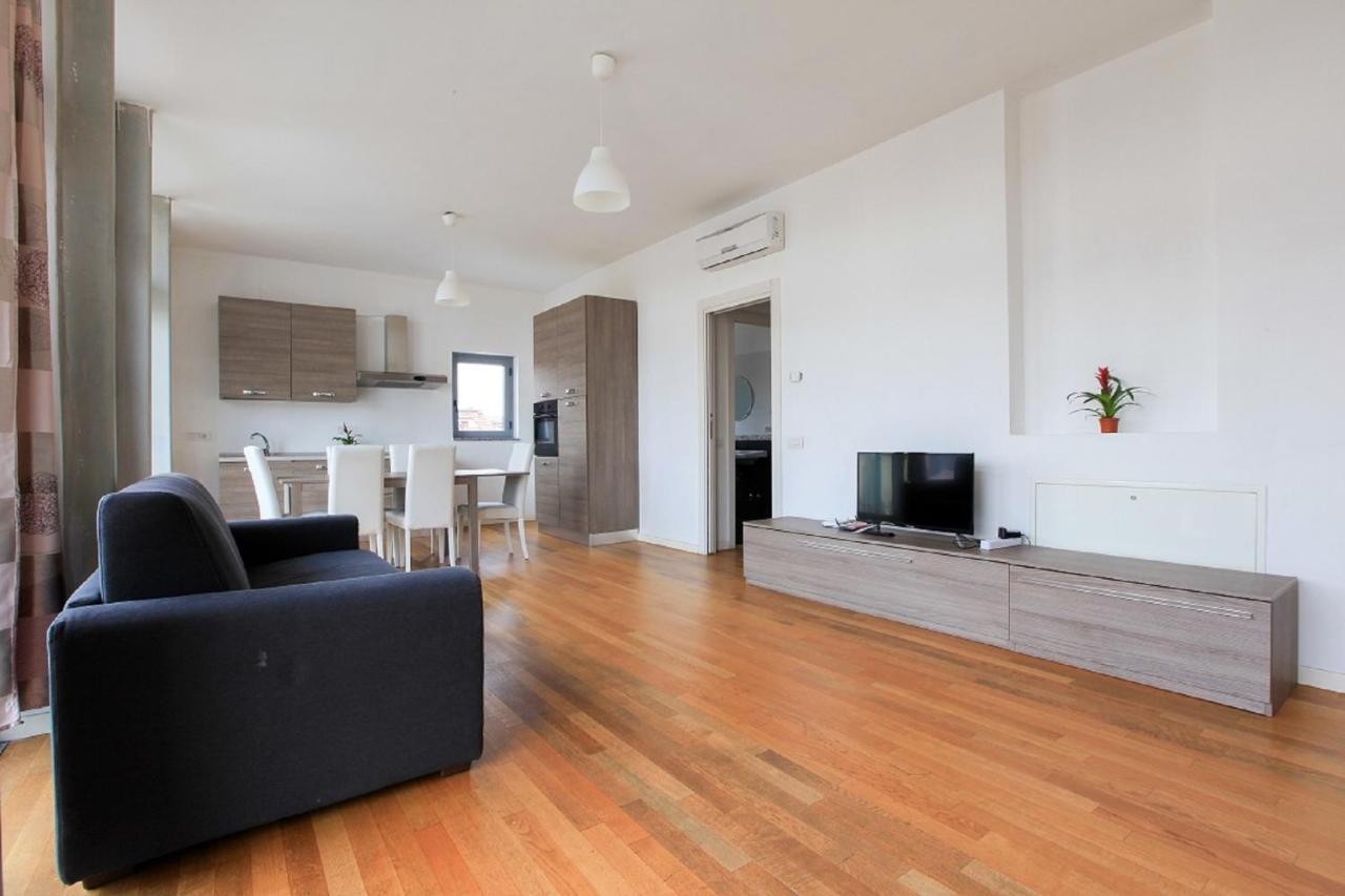 Red Line Apartments Milano Экстерьер фото
