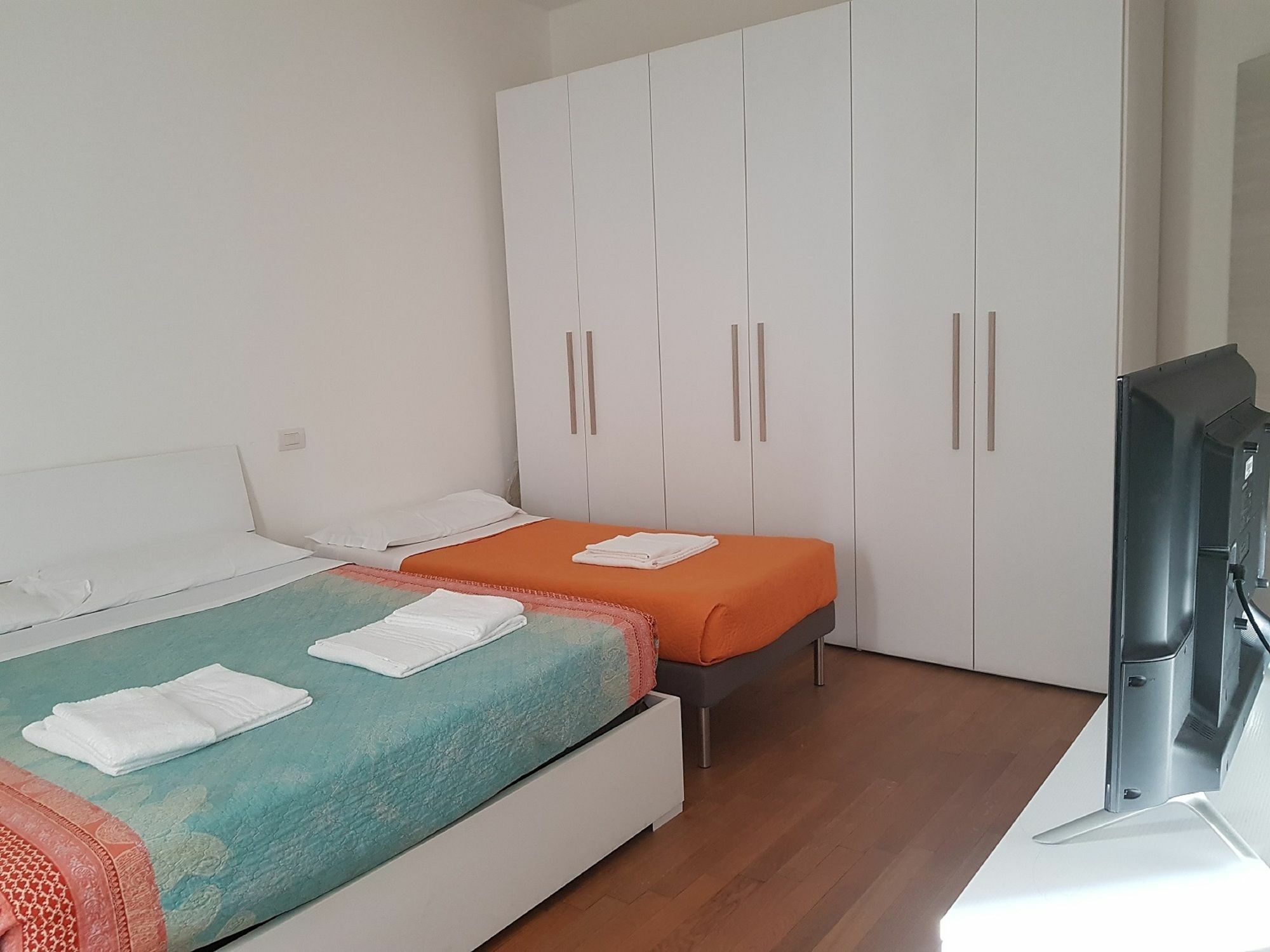 Red Line Apartments Milano Экстерьер фото