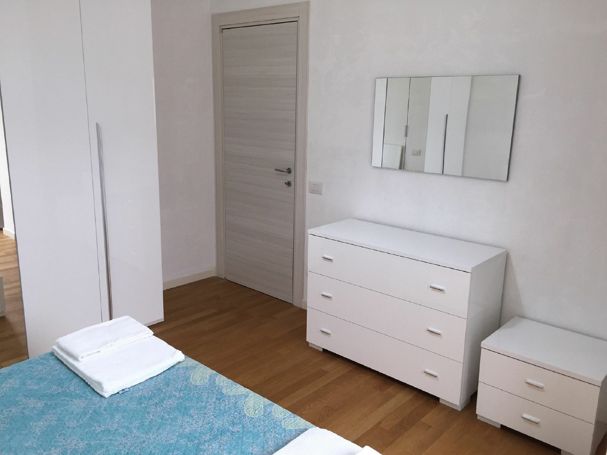 Red Line Apartments Milano Экстерьер фото