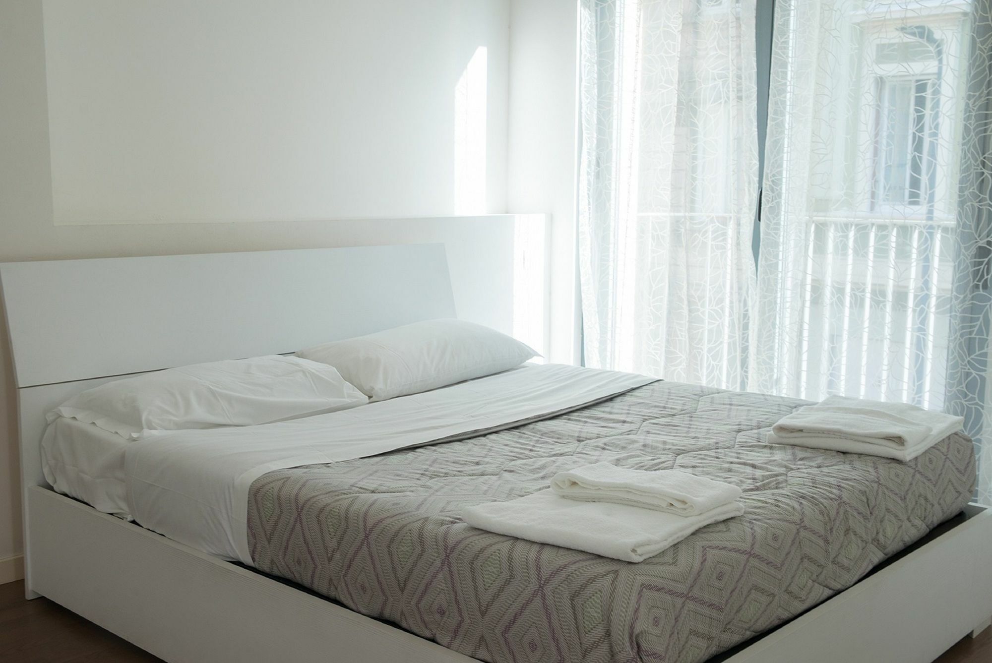 Red Line Apartments Milano Экстерьер фото