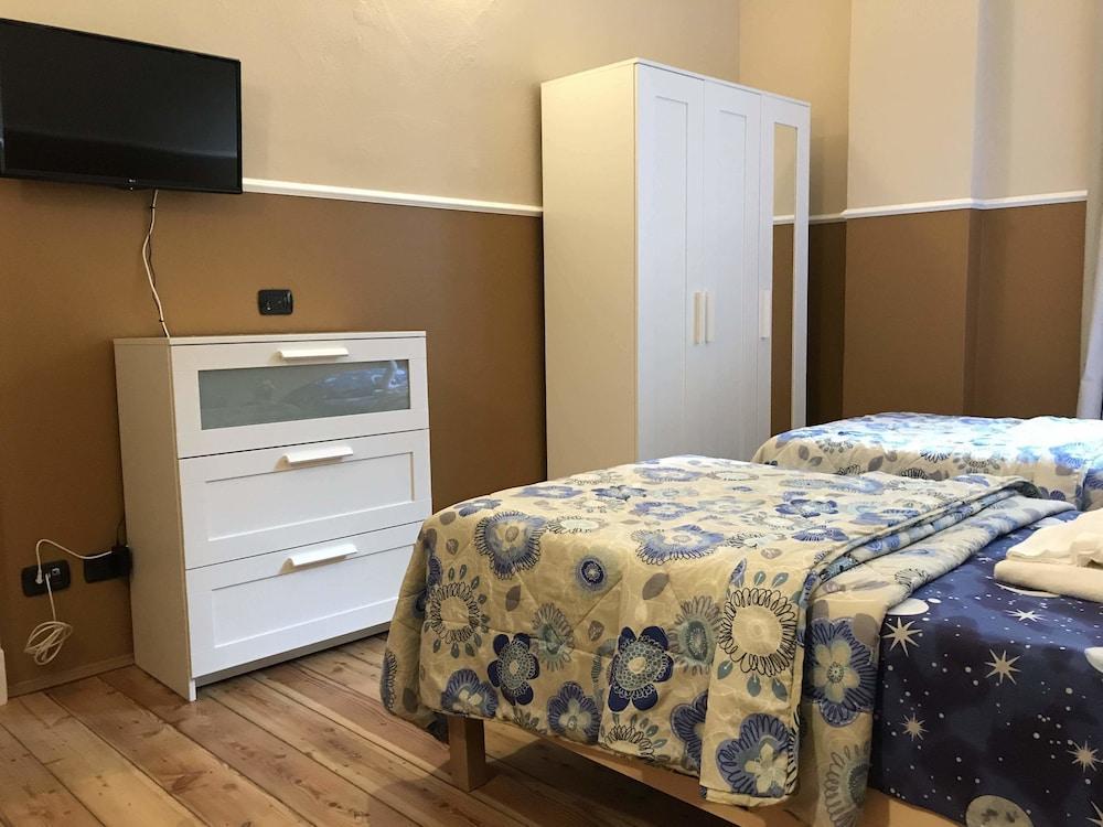 Red Line Apartments Milano Экстерьер фото