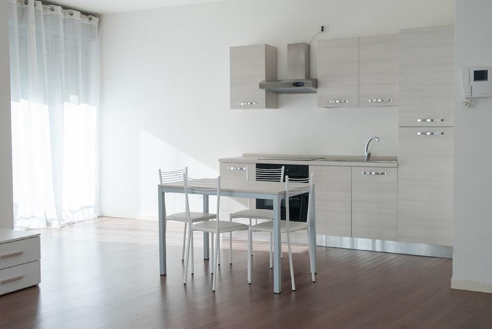 Red Line Apartments Milano Экстерьер фото