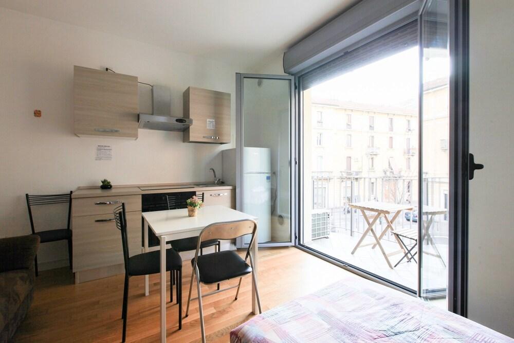 Red Line Apartments Milano Экстерьер фото